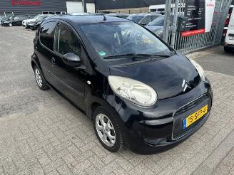 Damaged car Citroën C1 1.0 12v Exclusive airco Nap 2011/9