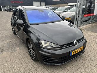 skadebil auto Volkswagen Golf 2.0 GTD DSG Pano 184pk 2015/2
