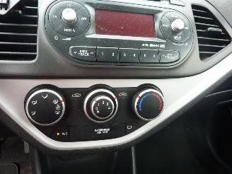 Kia Picanto 1.0 CVVT DESIGN EDITION AIRCO picture 8