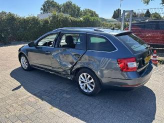 Skoda Octavia 1.0 TSI Automaat NAP picture 5