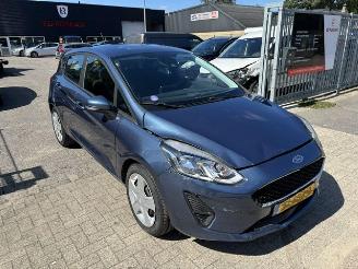 Damaged car Ford Fiesta 1.1 Trend 5-drs airco NAP 2019/5