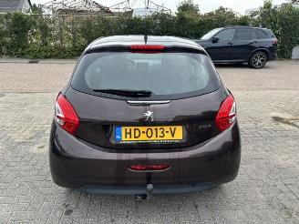 Peugeot 208 1.2 Vti 5-drs airco picture 4