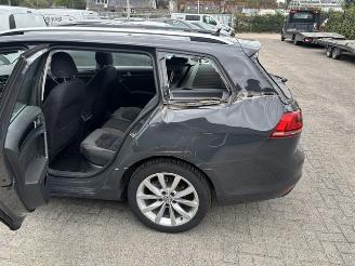 Volkswagen Golf 1.2 TSI Highline NAP picture 8