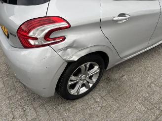 Peugeot 208 1.2 VTI Allure 5-drs clima picture 6