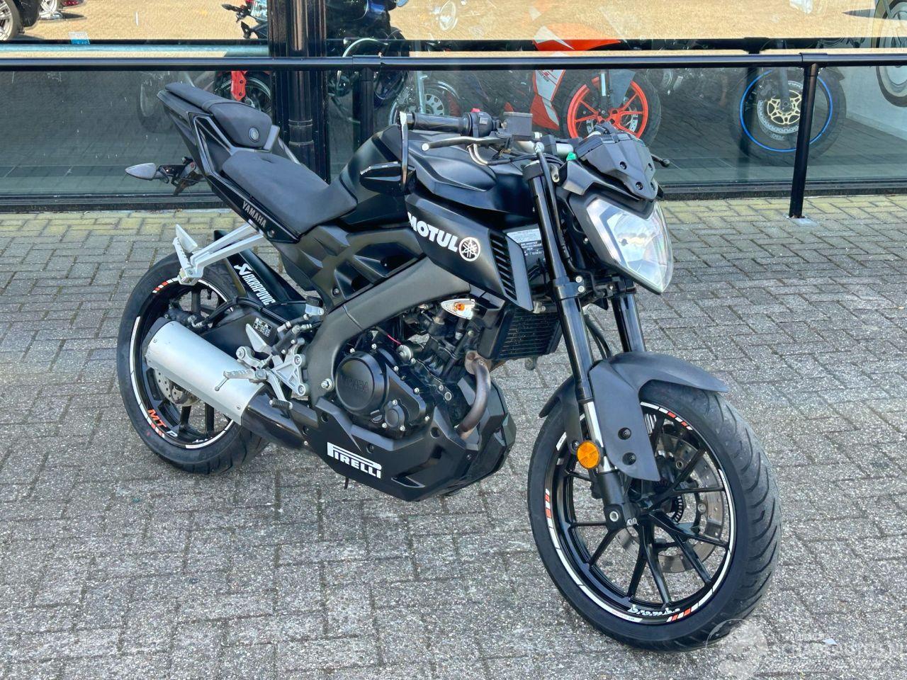 Yamaha  MT125