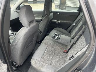 Volvo V-50 1.8 Sport picture 10