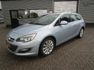 Coche accidentado Opel Astra SPORTS TOURER 1.4 Turbo Sports+ 2015/5
