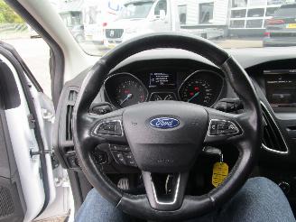 Ford Focus wagon 1.0 EcoBoost Trend Edition picture 16