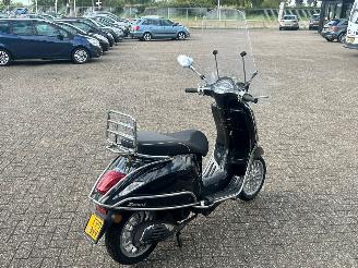 Vespa  Sprint 50 4T picture 5