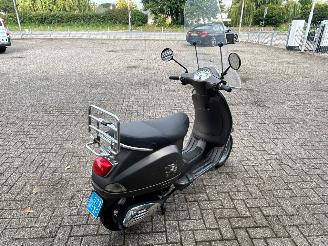 Vespa  LX 50 4T picture 5