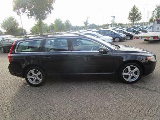 Volvo V-70 2.0 D3 Limited edition picture 6