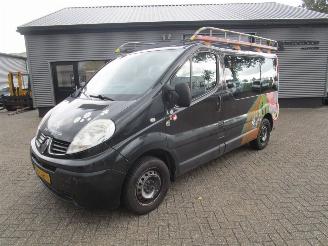 Unfallwagen Renault Trafic 2.0 DCI PASSENGER T27 L1H1 9PERS 2009/5