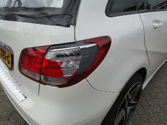 Mercedes B-klasse 180 Business picture 24