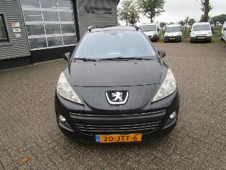 Peugeot 207 SW 1.6 VTI Premiere picture 8