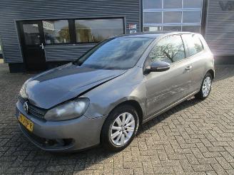 krockskadad bil auto Volkswagen Golf 1.2 TSI Comfortline 2013/3