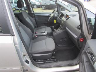 Opel Zafira 1.8 Temptation 7pers. picture 12