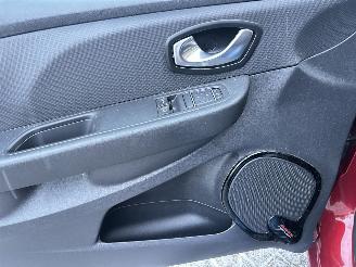 Renault Clio 0.9 TCE Limited picture 22