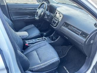 Mitsubishi Outlander 2.0 Instyle 7-pers picture 11