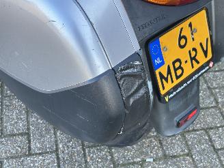 Honda Deauville NT 650 picture 10