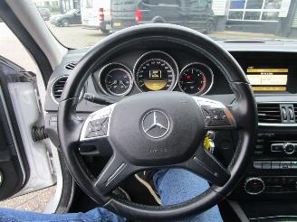 Mercedes C-klasse 200 CDI ESTATE BUSINESS CLASS ELEGANCE picture 16