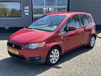 Voiture accidenté Mitsubishi Colt 1.3 Edition Two 5drs 2010/3