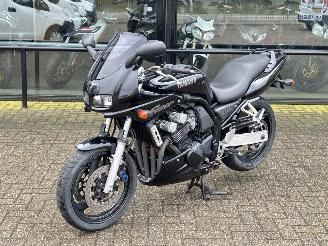 skadebil motor Yamaha FZS 600 Fazer 2000/5