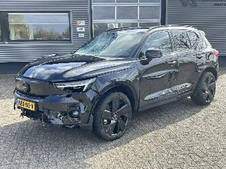 Unfallwagen Volvo EX40 Single Motor Extended Range Ultra Black Ed. 82kWh 2025/1