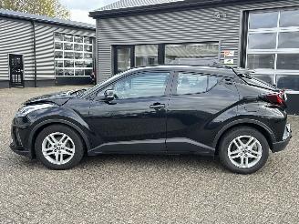 Toyota C-HR 1.8 Hybrid Active picture 2