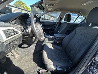 BMW 1-serie 114i Business picture 10