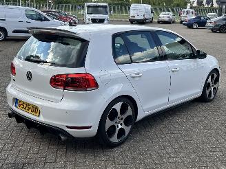 Volkswagen Golf 2.0 GTI picture 5