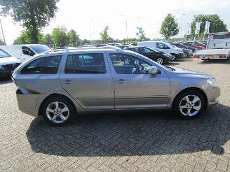 Skoda Octavia Combi 1.2 TSI Elegance picture 22