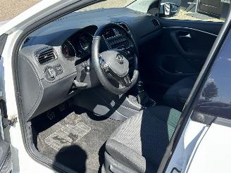 Volkswagen Polo 1.2 TSI Highline 5drs 1e eigenaar picture 9