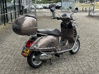 Vespa  GTS 300 i.e. Touring ABS picture 5