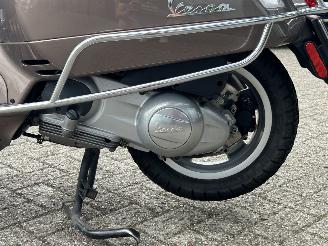 Vespa  GTS 300 i.e. Touring ABS picture 9