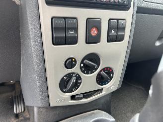 Dacia Logan MCV 1.6 Ambiance 7pers picture 18