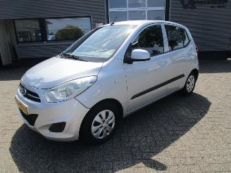 uszkodzony samochody osobowe Hyundai I-10 1.1 I-Drive cool 2012/8