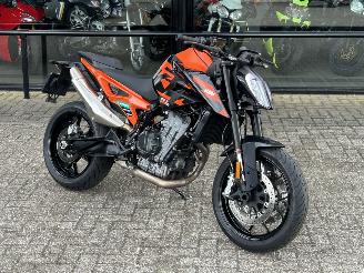 skadebil motor KTM  890 Duke 2023/5
