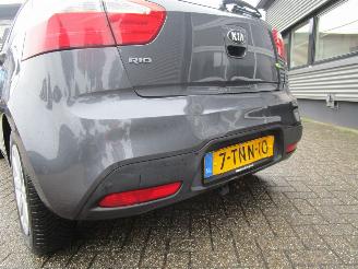 Kia Rio 1.2 CVVT Business Line 5drs picture 19