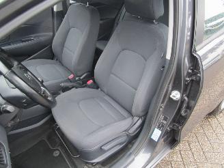 Kia Rio 1.2 CVVT Business Line 5drs picture 10
