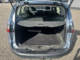 Ford S-Max 2.0-16V picture 13