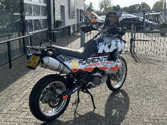 KTM 950 Adventure  picture 5