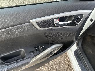 Hyundai Veloster 1.6 GDI i-Catcher picture 16