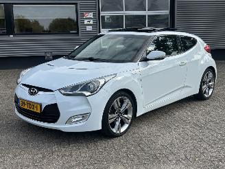 krockskadad bil auto Hyundai Veloster 1.6 GDI i-Catcher 2012/1