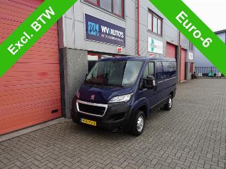 begagnad bil bedrijf Peugeot Boxer 330 2.2 BlueHDi 120 L1H1 Premium 3 zits airco 2019/11