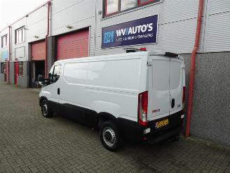 Iveco Daily 35S16V 2.3 352 H1-l2 hi matic 3500 kg trekgewicht 3 zits navi camera picture 2