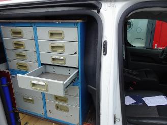 Peugeot Expert 2.0 BlueHDI 120 Long Premium inrichting 2 x schuifdeur picture 18