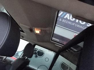 Landrover Discovery 3.0 SDV6 HSE automaat van / grijskenteken 2 x pano dak picture 32