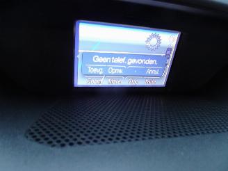 Ford Transit 350 2.2 TDCI L4H1 Ambiente picture 24