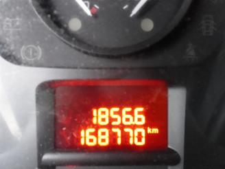 Peugeot Partner 120 1.6 BlueHDi 75 L1 Première navi airco picture 11