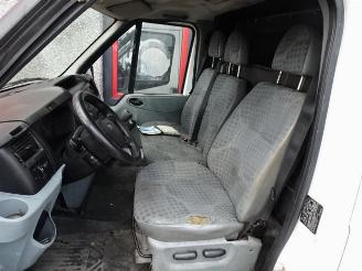 Ford Transit 350L 2.2 TDCI HD picture 8